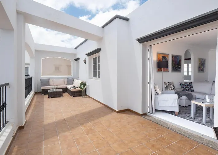 度假居 Comfortable And Modern Next To The Avenida In 蒂亚斯