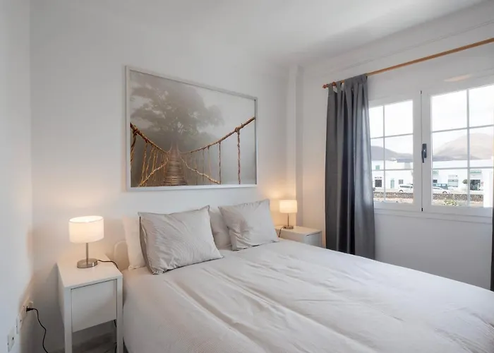 Comfortable And Modern Next To The Avenida In 度假居 蒂亚斯