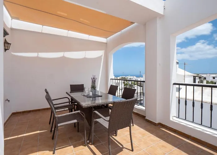 Comfortable And Modern Next To The Avenida In 蒂亚斯