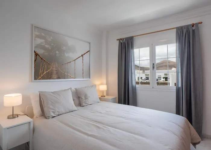 Comfortable And Modern Next To The Avenida In