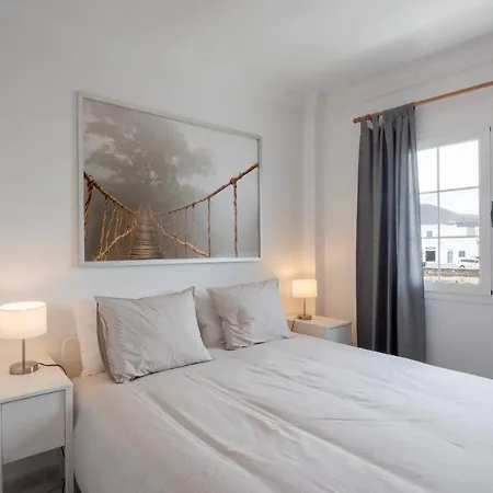 Comfortable And Modern Next To The Avenida In Dom wakacyjny Tías