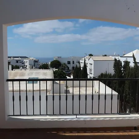 בית נופש Comfortable And Modern Next To The Avenida In